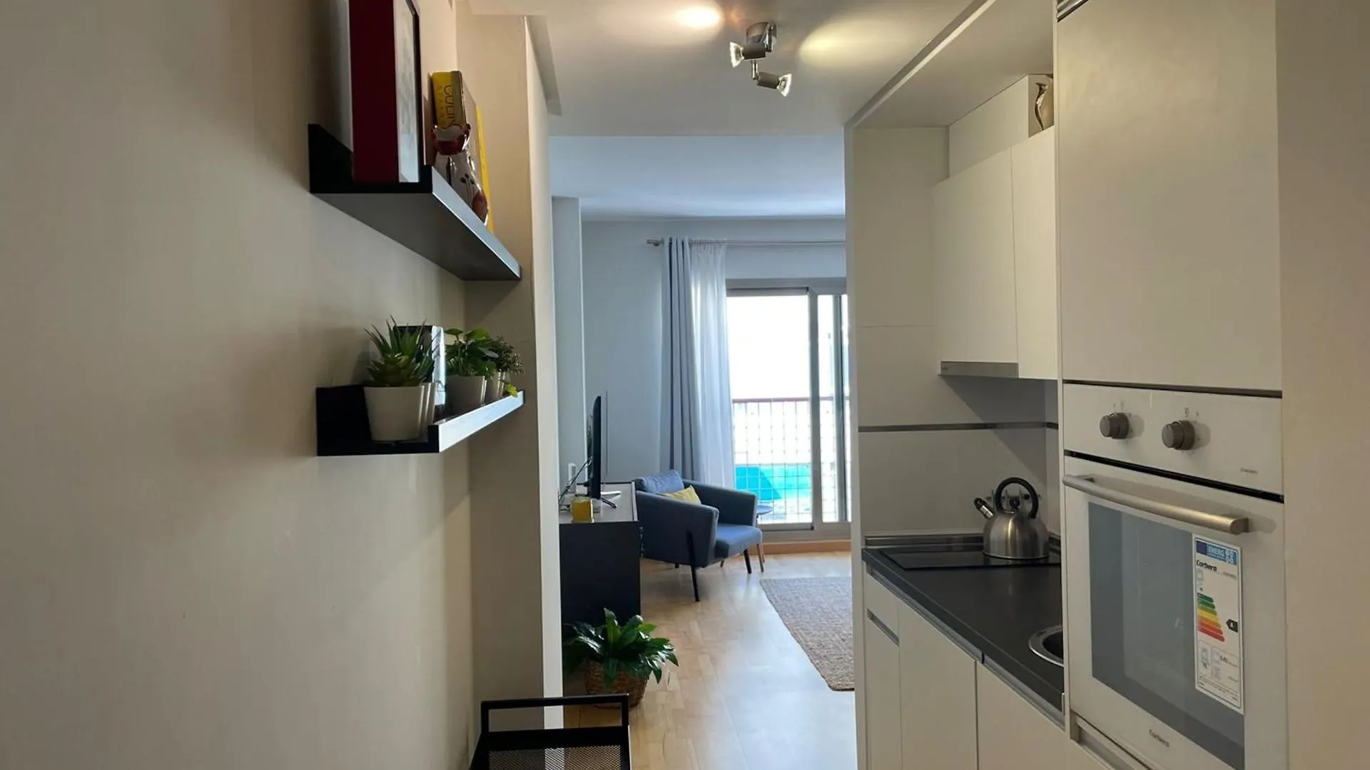 Apartamento Charming 1 Bedroom Suite In Malaga-Hosted By Sweetstay Espanha